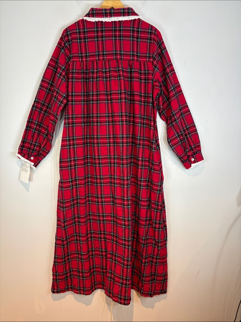 Lanz of Salzburg Red Plaid Flannel Nightgown Medium NWT 100% Cotton Pockets - Picture 9 of 11